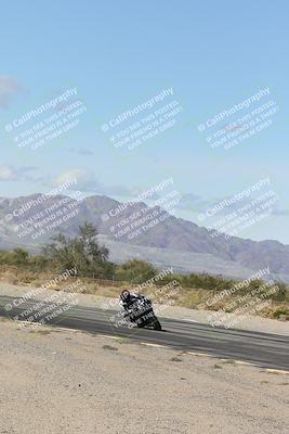 media/Nov-16-2025-Race Pace (Sun) [[8c5fa54630]]/Verified Riders/4-Turn 3 Inside (1050am)/